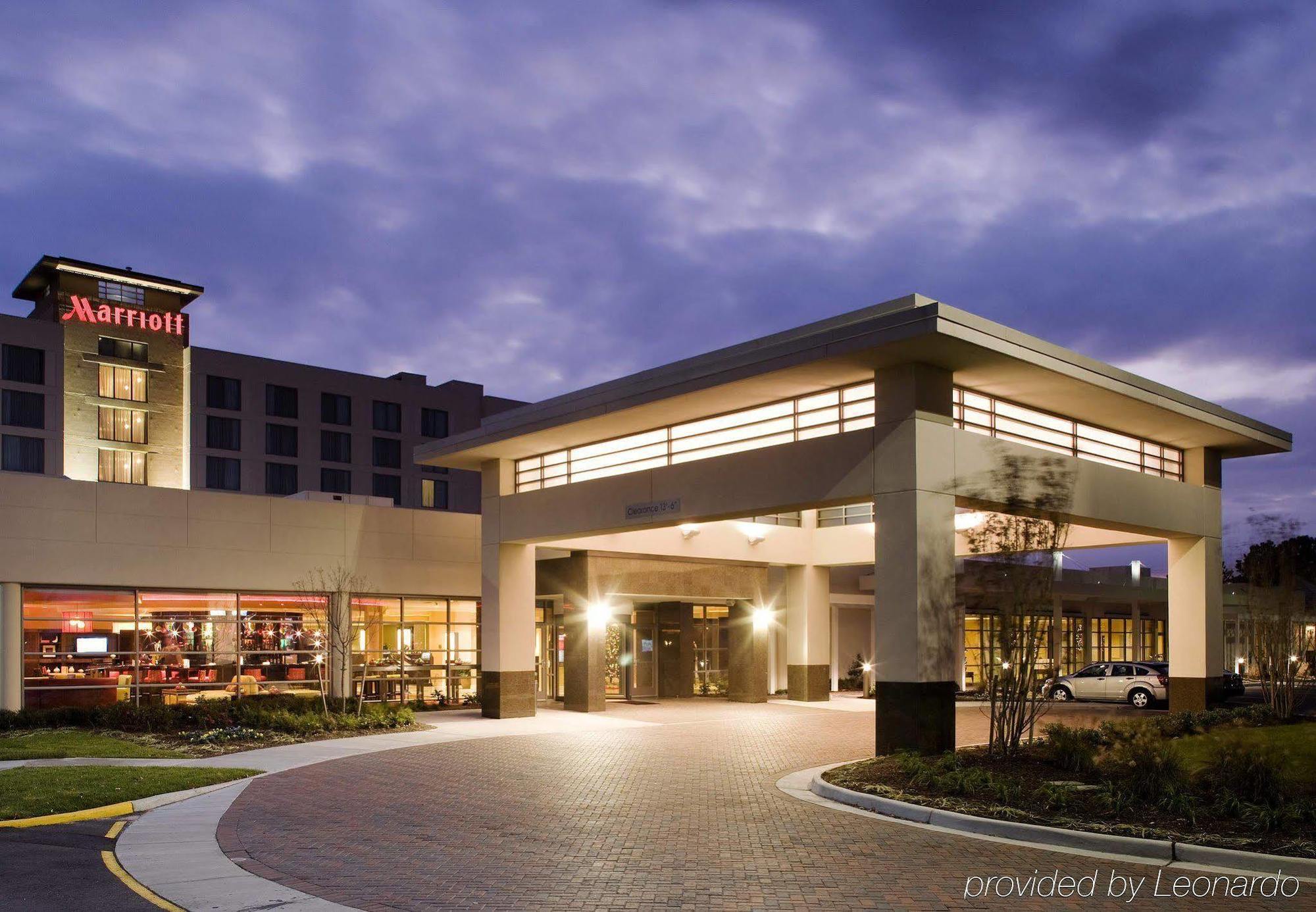 Holiday Inn Chesapeake Extérieur photo