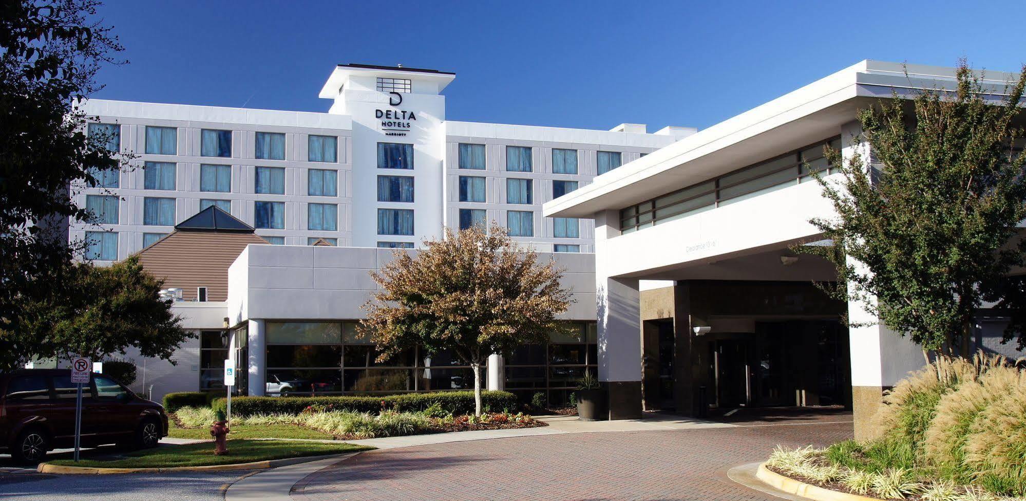 Holiday Inn Chesapeake Extérieur photo